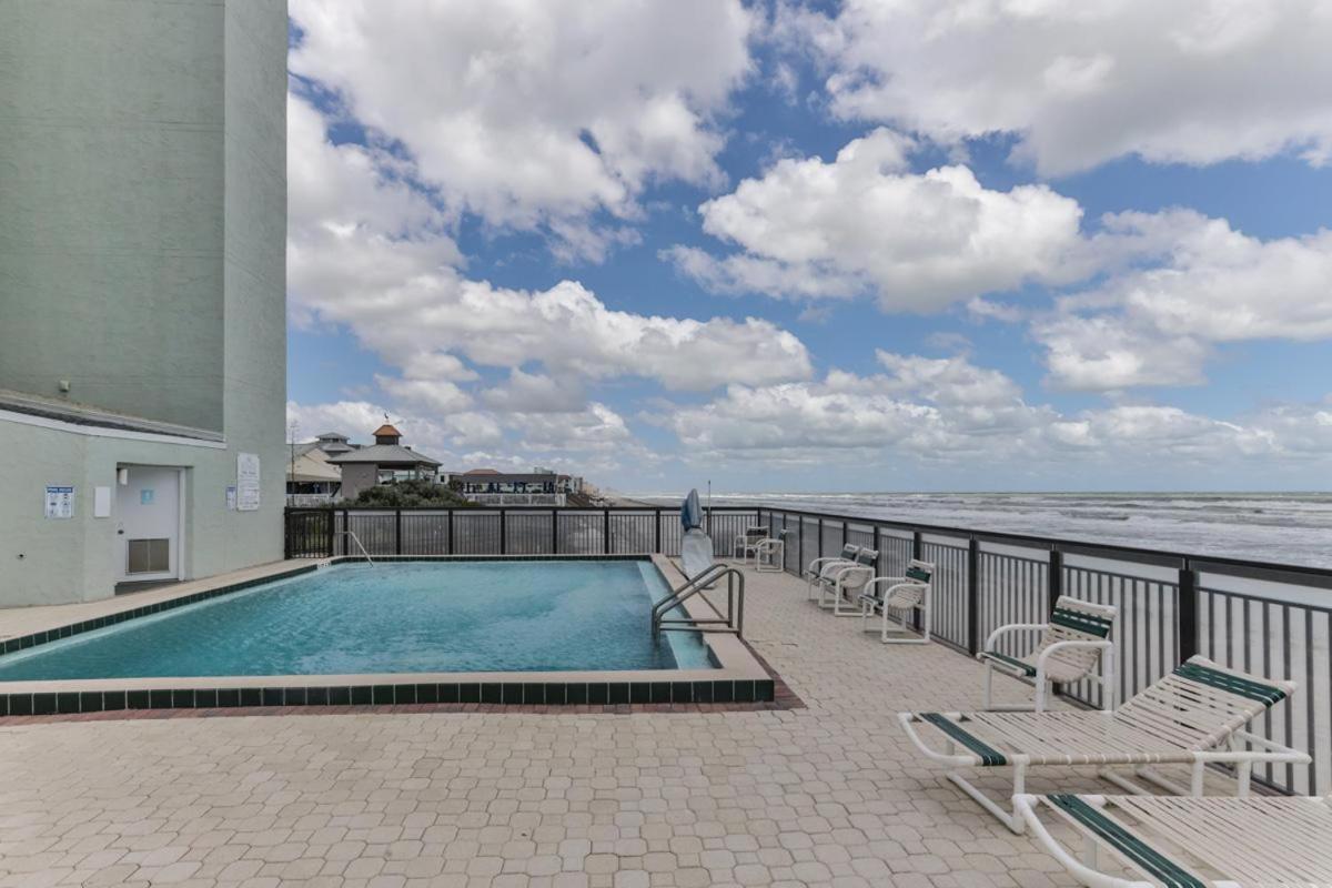 1 Bedroom -1 Bath With Ocean Views At Ocean Trillium 302 New Smyrna Beach Bagian luar foto