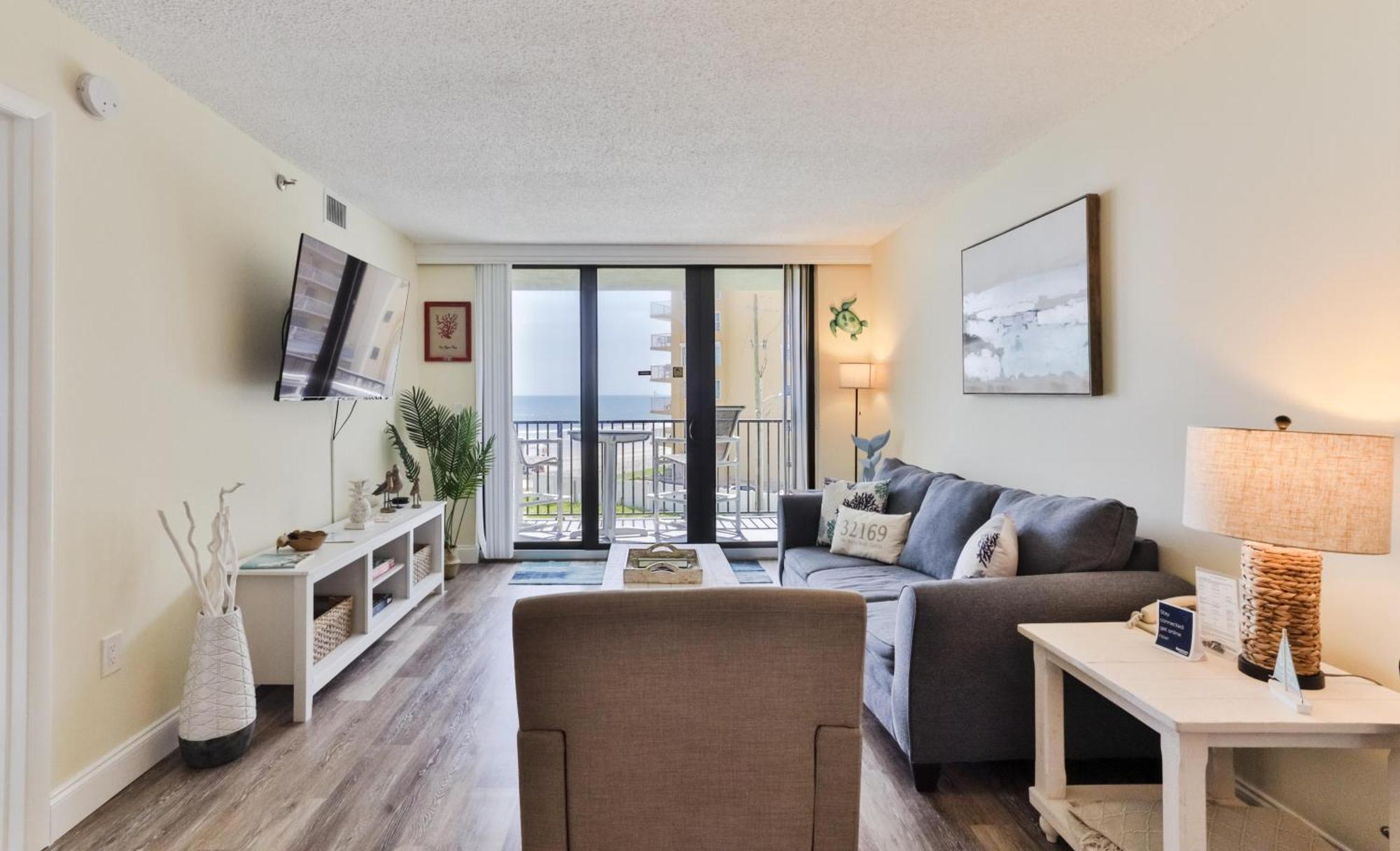 1 Bedroom -1 Bath With Ocean Views At Ocean Trillium 302 New Smyrna Beach Bagian luar foto